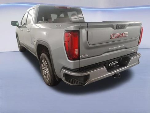 Used 2026 GMC Sierra 1500 SLT AWD/4WD image 5