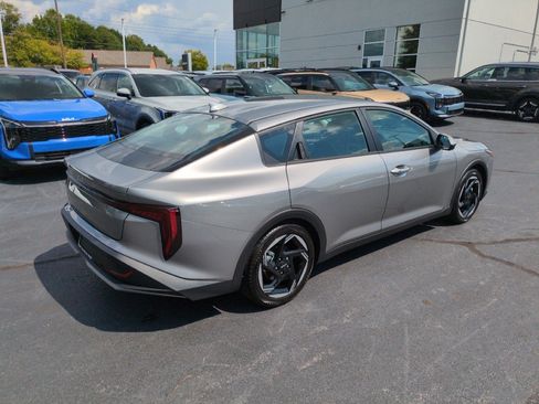 New 2026 Kia K4 EX FWD image 7