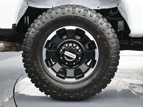 Used 2026 Ford F250 XLT AWD/4WD image 18