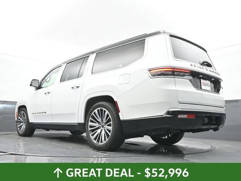 Used 2024 Jeep Grand Wagoneer L Series III AWD/4WD image 42