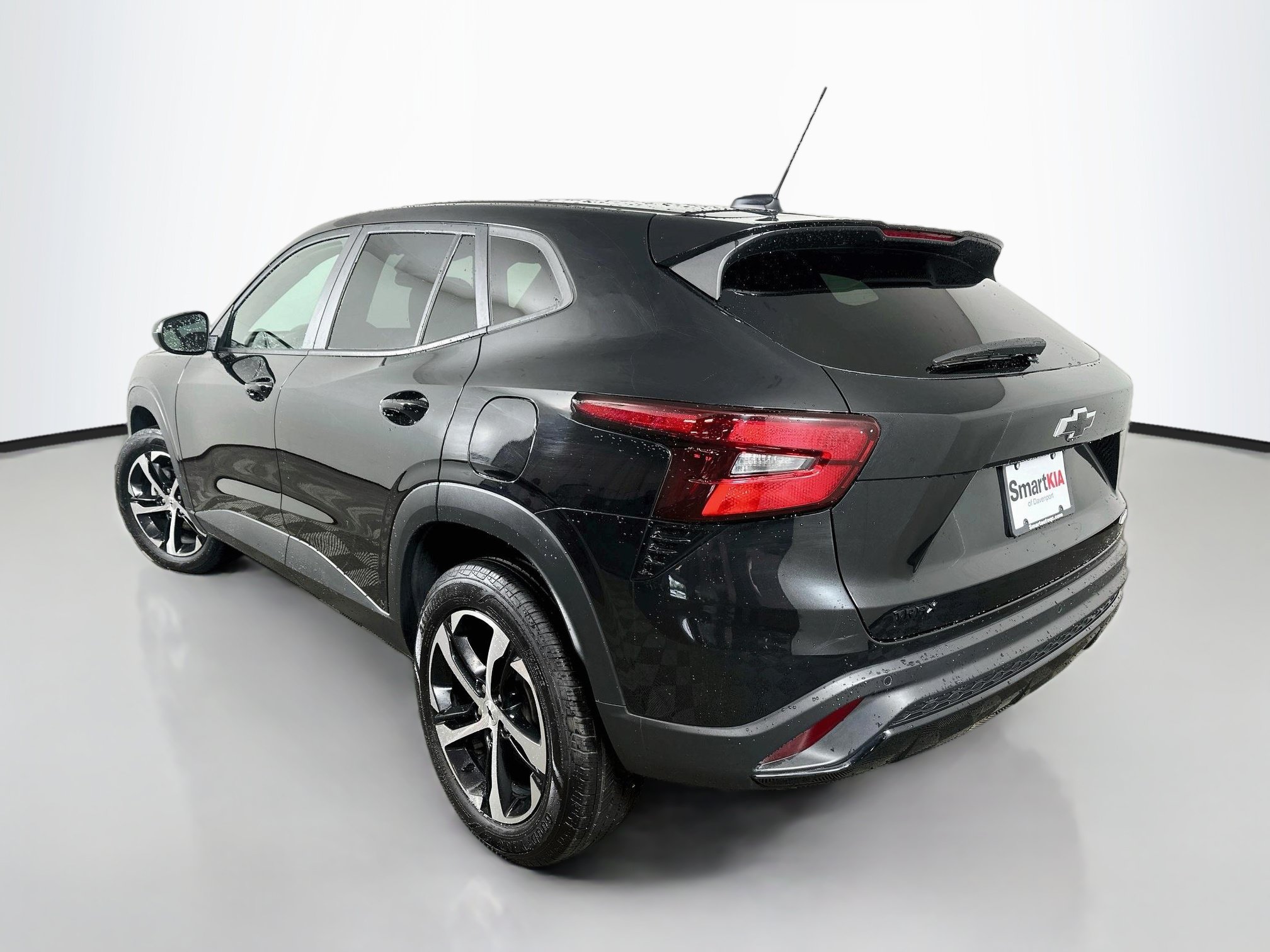 Used 2024 Chevrolet Trax RS w/ Driver Confidence Package FWD image 5