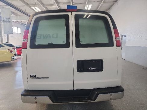 Used 2020 Chevrolet Express 2500 w/ Driver Convenience Package RWD image 4