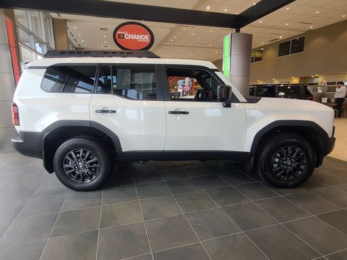 Used 2025 Toyota Land Cruiser 1958 image 3