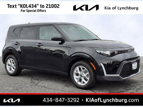 New 2025 Kia Soul LX image 1