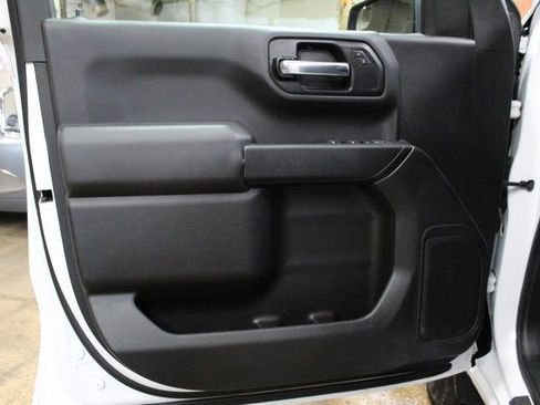 Certified 2020 Chevrolet Silverado 1500 Custom Trail Boss w/ Custom Convenience Package AWD/4WD image 15