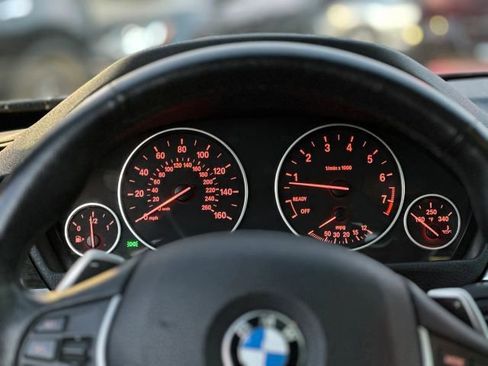 Used 2014 BMW 428i xDrive Coupe w/ Premium Package image 17