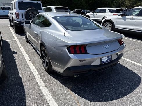 Used 2024 Ford Mustang Coupe RWD image 16
