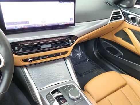 Used 2025 BMW M440i Coupe image 41