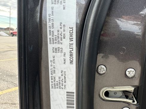 Used 2022 RAM 4500 Laramie image 11