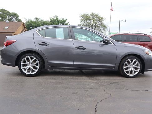 Used 2019 Acura ILX FWD image 6
