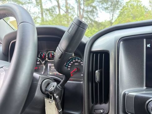 Used 2015 Chevrolet Silverado 1500 LT w/ LT Convenience Package RWD image 20
