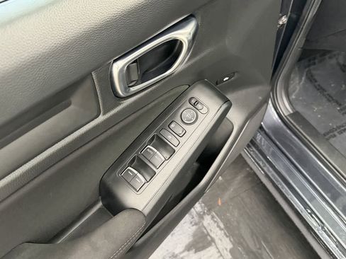 Used 2024 Honda Civic Sport image 12