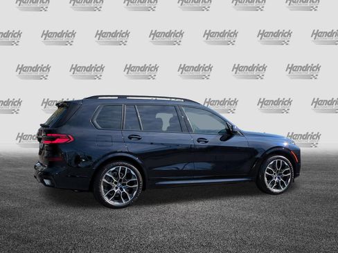 New 2026 BMW X7 xDrive40i w/ M Sport Package AWD/4WD image 10