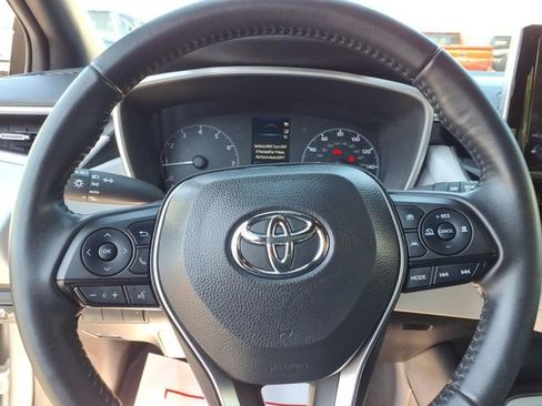 Used 2024 Toyota Corolla SE image 25