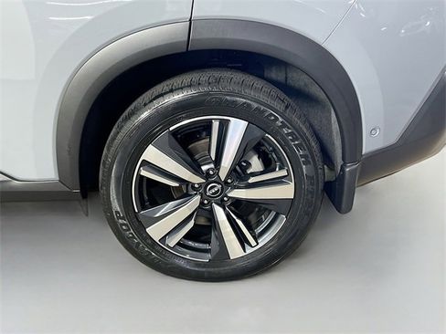 Used 2023 Nissan Rogue Platinum w/ Platinum Premium Package image 30