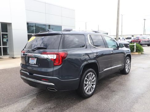 Used 2023 GMC Acadia Denali w/ Denali Ultimate Package FWD image 16
