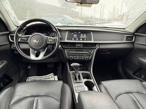 Used 2020 Kia Optima SE image 38