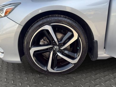 Used 2020 Honda Accord Sport image 25