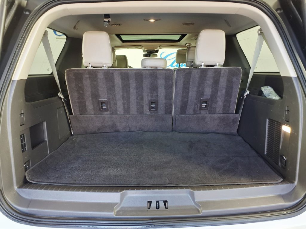 Used 2018 Ford Expedition Max Limited w/ Equipment Group 302A RWD image 8