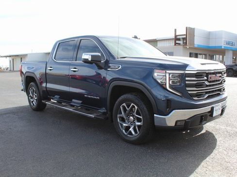 Used 2023 GMC Sierra 1500 SLT w/ SLT Premium Package image 1