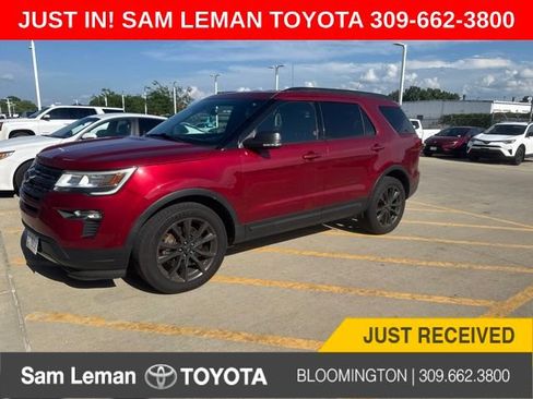 Used 2018 Ford Explorer XLT w/ XLT Appearance Package AWD/4WD image 1