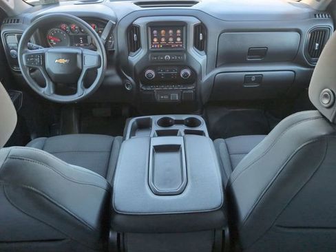 Certified 2022 Chevrolet Silverado 1500 Custom image 19