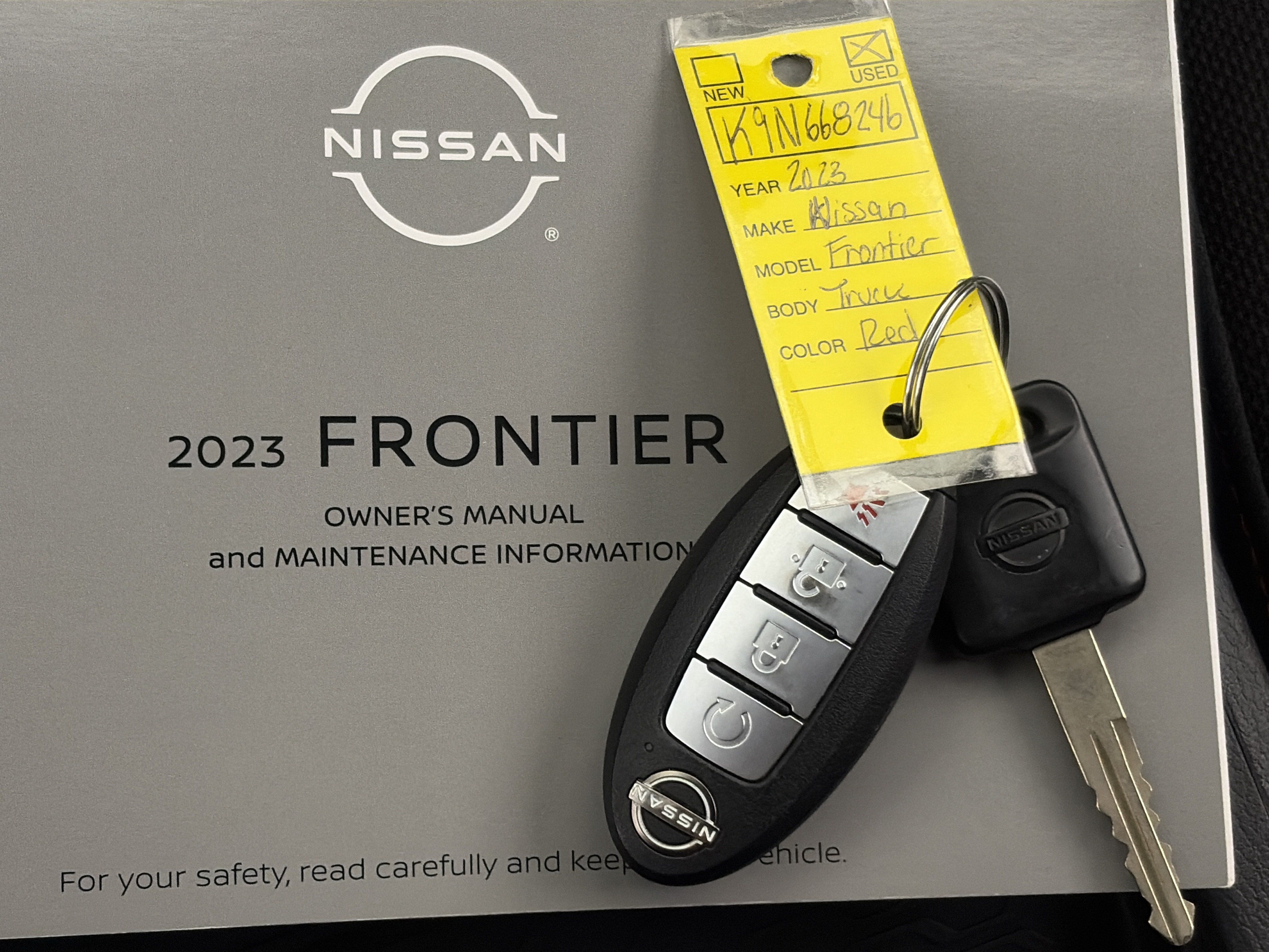Used 2023 Nissan Frontier PRO-4X w/ Pro Convenience Package AWD/4WD image 38