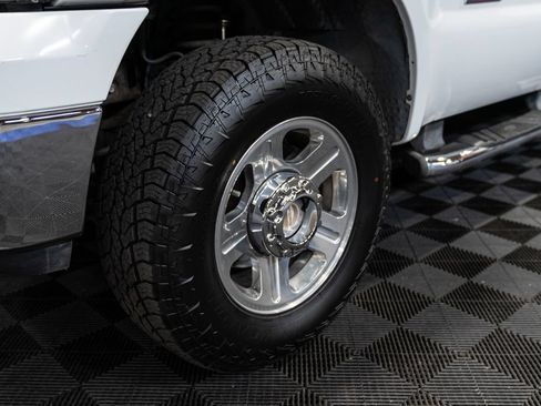 Used 2006 Ford F250 Lariat AWD/4WD image 11