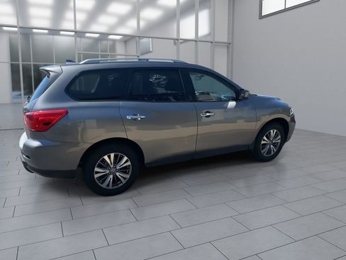 Used 2020 Nissan Pathfinder S FWD image 8