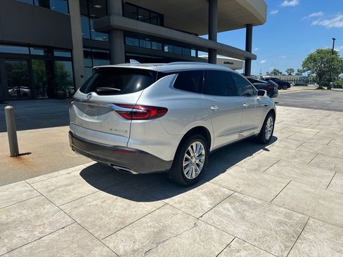 Used 2019 Buick Enclave Premium AWD/4WD image 6