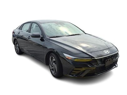 Used 2025 Hyundai Elantra Limited