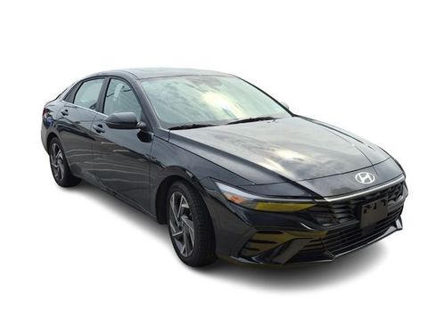 Used 2025 Hyundai Elantra Limited image 1