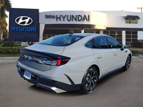 Used 2025 Hyundai Sonata SEL FWD image 6