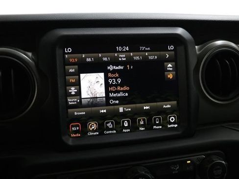 Used 2023 Jeep Wrangler Unlimited w/ Sun & Screen Package AWD/4WD image 24