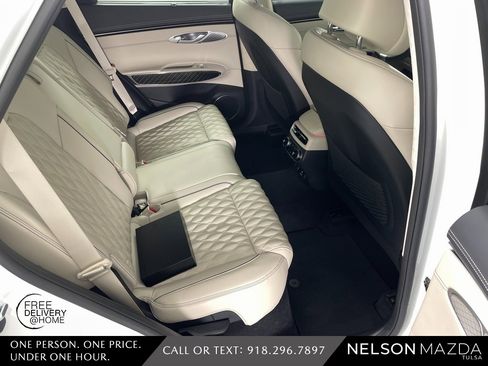 Used 2025 Genesis GV70 3.5T Sport w/ Sport Prestige Package image 43