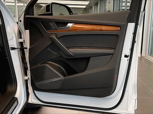 Certified 2023 Audi Q5 2.0T Premium Plus w/ Premium Plus Package image 22