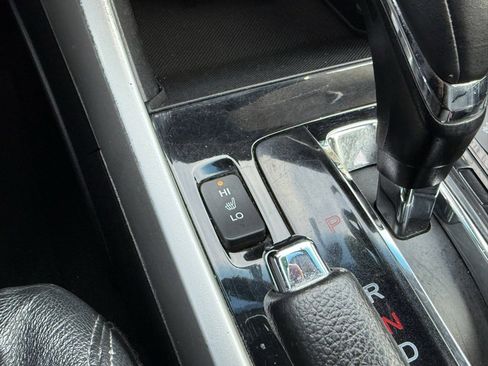 Used 2017 Honda Accord EX-L image 4