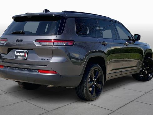 Used 2025 Jeep Grand Cherokee L Limited w/ Luxury Tech Group II image 13