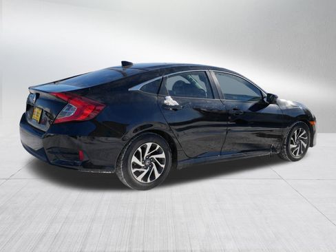 Used 2018 Honda Civic EX image 6