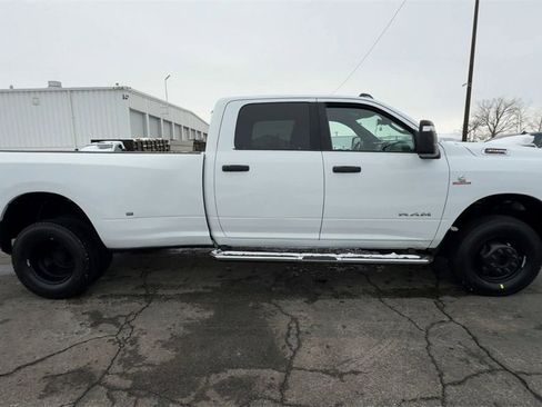Used 2024 RAM 3500 Big Horn image 9