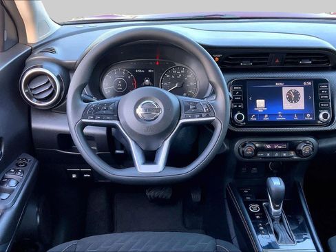 Used 2021 Nissan Kicks SV FWD image 6