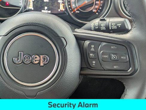 Used 2023 Jeep Wrangler Sport S image 20