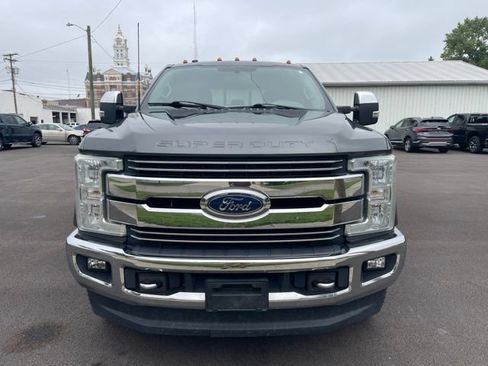 Used 2017 Ford F350 Lariat AWD/4WD image 2
