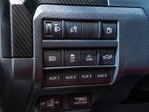 Used 2025 Toyota Tacoma TRD Pro AWD/4WD image 27