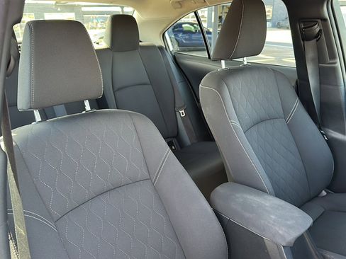 Used 2023 Toyota Corolla LE image 23