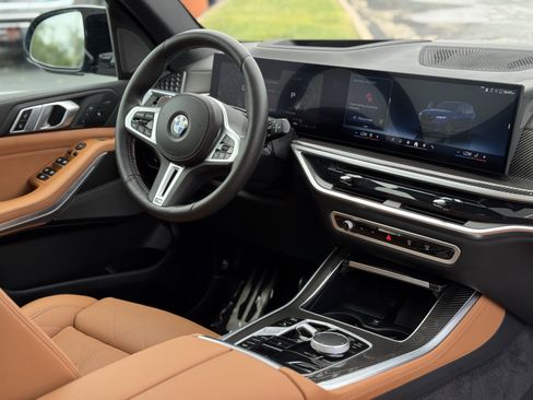 Used 2026 BMW X5 M60i image 21