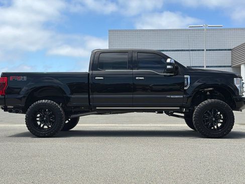 Used 2020 Ford F250 Platinum w/ FX4 Off-Road Package AWD/4WD image 7