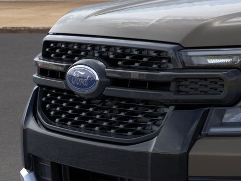 New 2025 Ford Ranger XLT w/ Equipment Group 301A High image 17