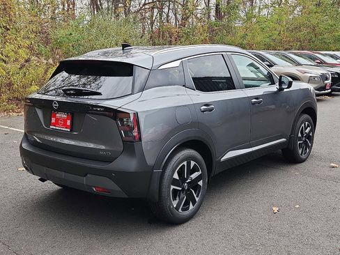 New 2026 Nissan Kicks SV w/ SV Premium Package AWD/4WD image 4