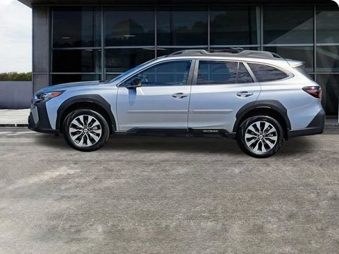 Certified 2025 Subaru Outback Limited AWD/4WD image 7